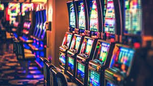 Philippines player browsing mines game casino games on mobile phone